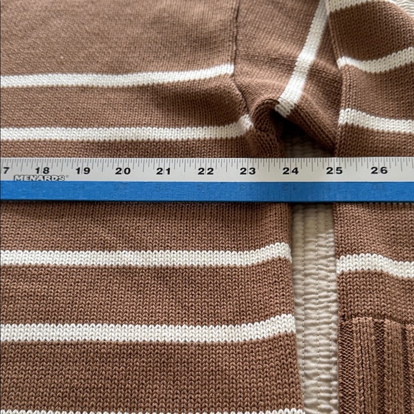 GAP Oversized Women's Tan and Cream Striped Crew Neck Sweater - Picture 3 of 8